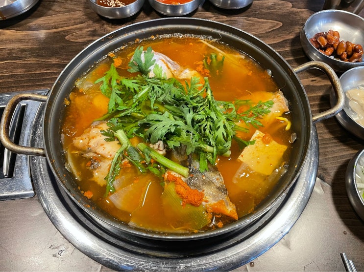  서울 송파구 방이동 : 한성백제역 몽촌토성역 : 동대구탕 : 방이먹자골목 생대구지리탕 맛집 생대구매운탕 맛집 : 숙성회 맛집