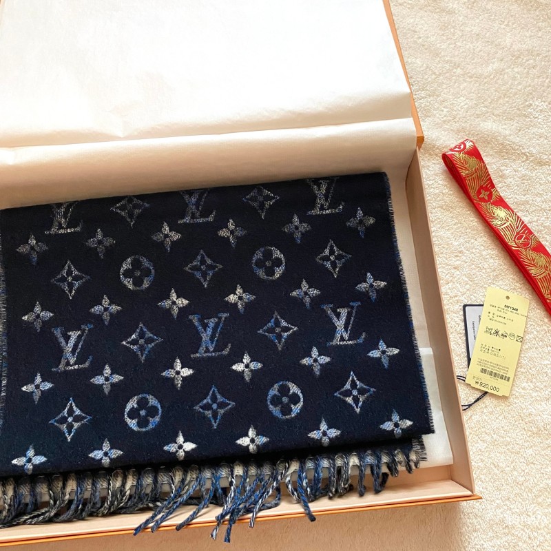 Louis Vuitton Monogram gradient tartan scarf (M77128)