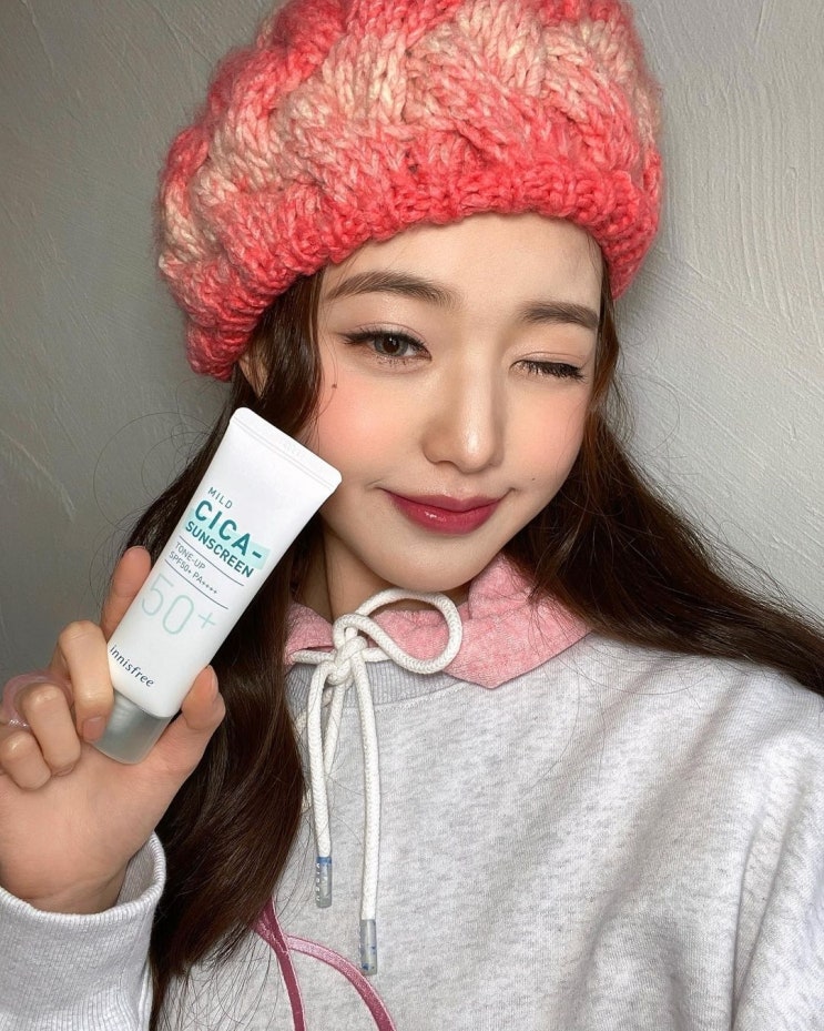 아이브 장원영, 상큼한 과즙미 터지는 비주얼로 귀여운 윙크~ (ft. 출생 및 성장과정) 아이브 장원영, 상큼한 과즙미 터지는 비주얼로 귀여운 윙크~ (ft. 출생 및 성장과정)