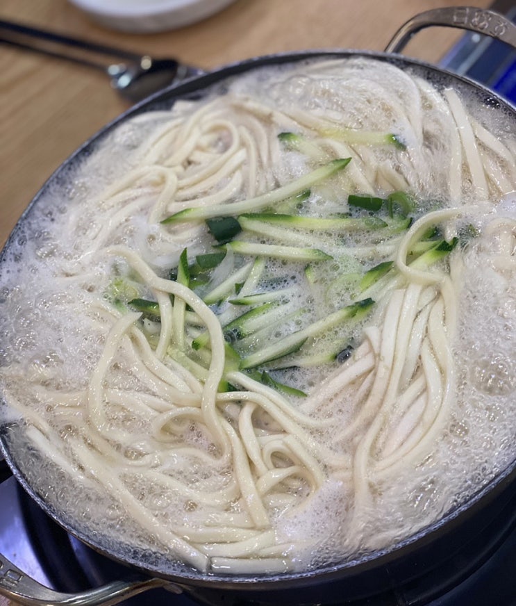  [양주 맛집] 밀밭칼국수_ '맛있는녀석들' 줄서서 먹는 칼국수 맛집