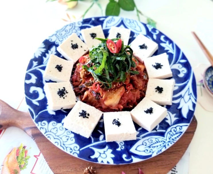  돼지고기 두부김치 만드는법 김치제육볶음 두부김치 세상 맛있는 묵은지들기름볶음 대패삼겹살 요리