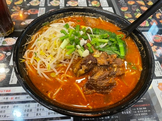 [홍콩 코즈웨이베이 운남 쌀국수] Yugu Noodle - 남기와 탐자이, 그리고 제 3의 선택지가 생기다!