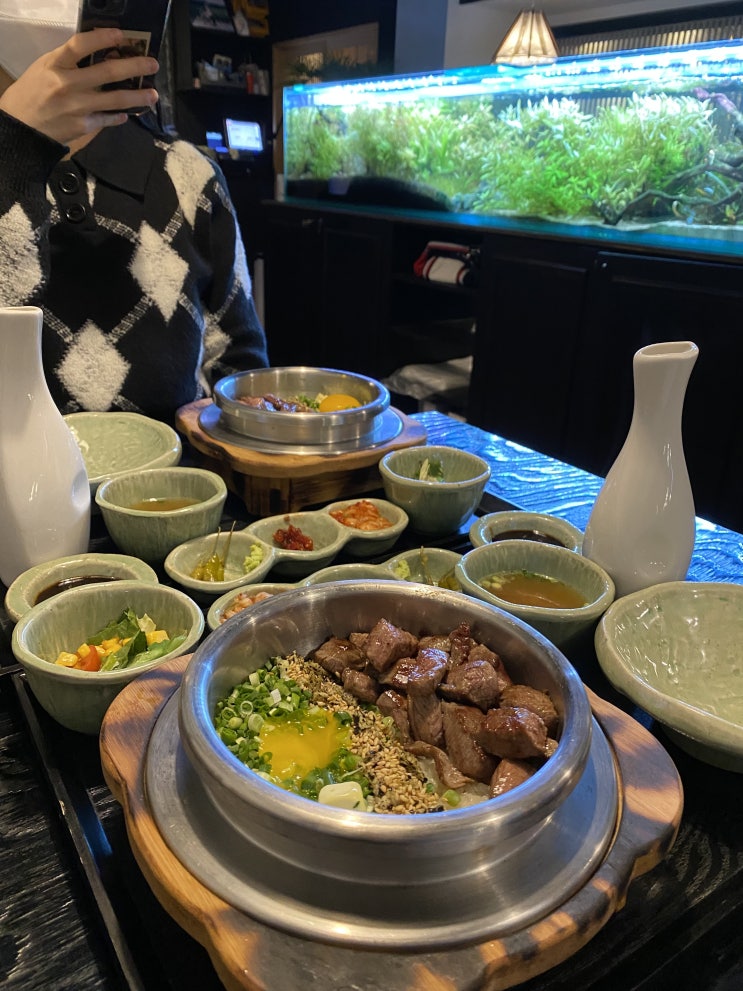  압구정로데오 한식 솥밥 덮밥 솔솥 청담점
