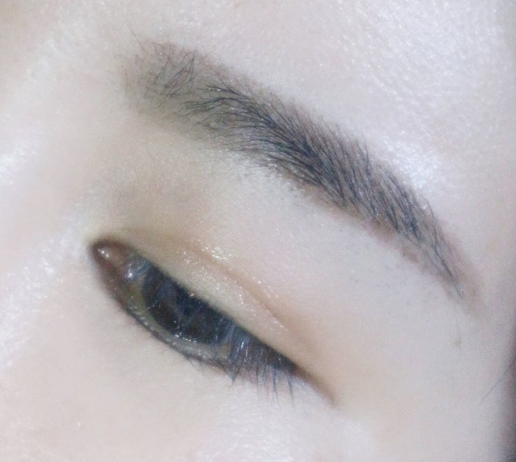 브로우헤나 아이브로우가 필요없지 브로우헤나 아이브로우가 필요없지