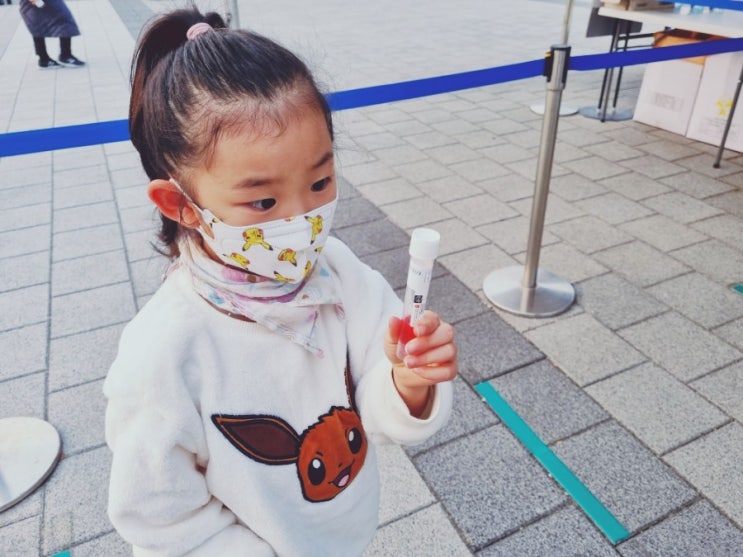 포켓몬 스티커로 꾸민 커스텀 마스크로 딸램 취향저격했어요 포켓몬 스티커로 꾸민 커스텀 마스크로 딸램 취향저격했어요