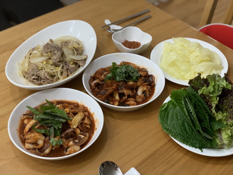 오늘 저녁은 모모마켓 "홍대쭈꾸미" 밀키트로 맛있게! 양념이 너무 맛있어서 마지막 볶음밥까지 싹싹 (+약간매운맛, 매운맛 후기) 오늘 저녁은 모모마켓 "홍대쭈꾸미" 밀키트로 맛있게! 양념이 너무 맛있어서 마지막 볶음밥까지 싹싹 (+약간매운맛, 매운맛 후기)