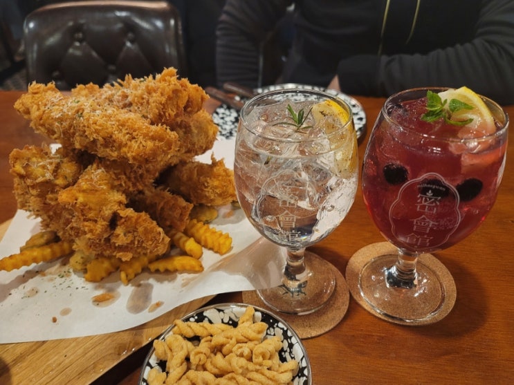  군포 산본역 술집 "밀회관" 수제맥주 하이볼 치킨 맛집