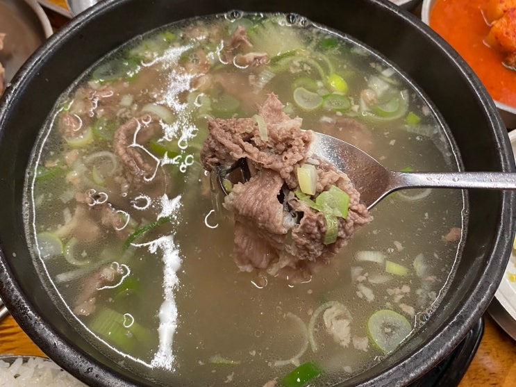  분당 정자 김삿갓숯불구이 갈비탕이 맛있는 흑돼지와 암소한우 전문점