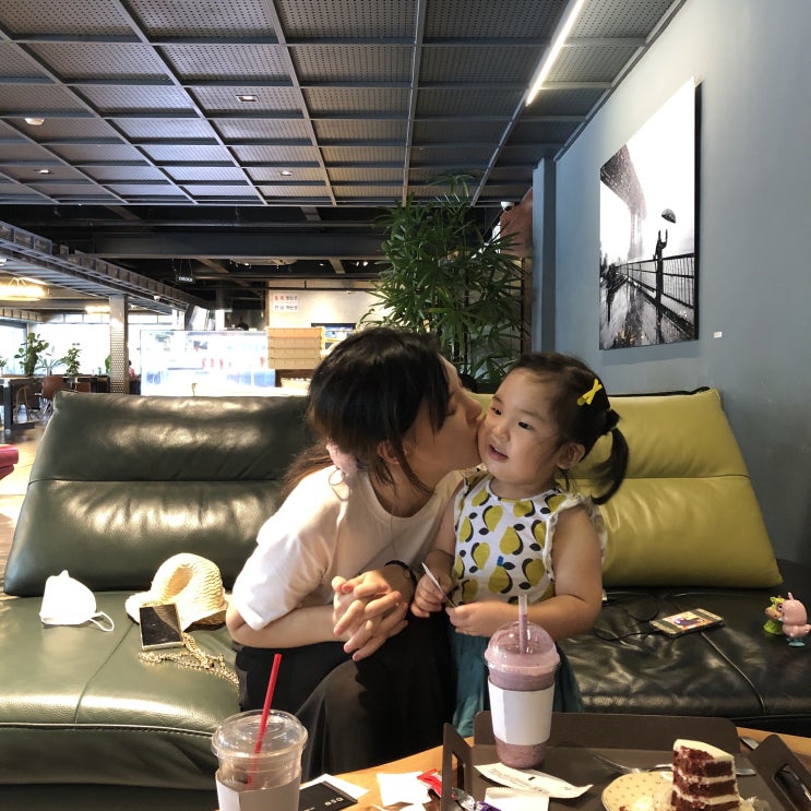  부천 상동 카페 - 분위기 좋고 주차편한 오라델떼 가족 나들이