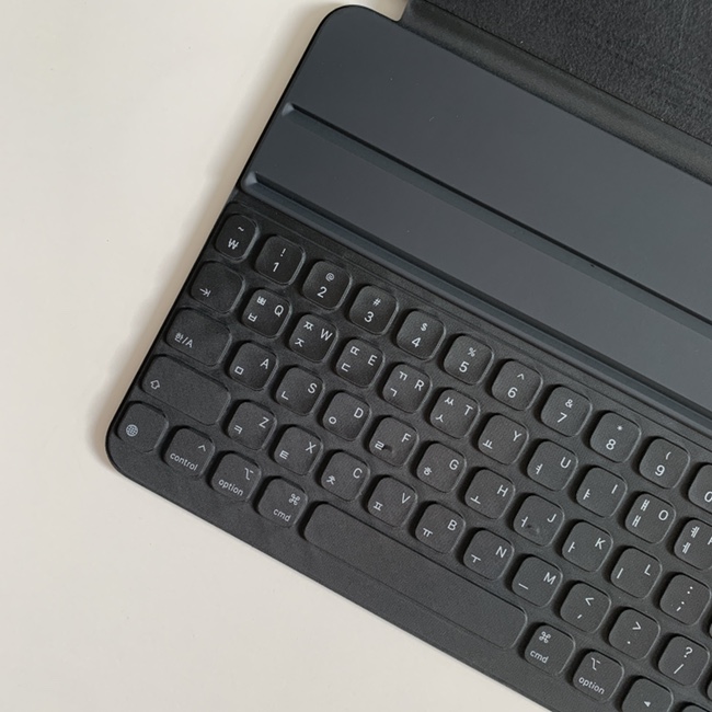  애플 정품 아이패드 스마트 키보드 폴리오 smart keyboard folio