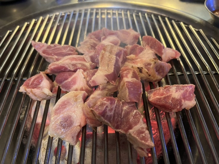  공덕, 소금 촤라락, 숯불 돼지소금구이 찐맛 고기맛집 '본점 최대포'