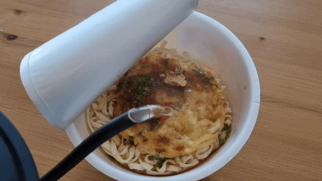  '돈베이 튀김 우동'맛 일본 컵라면 리뷰!
