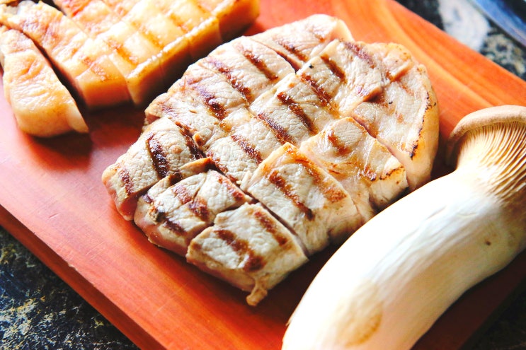  해수 워터 에이징으로 부드러웠던 서귀포맛집 숙성돈가