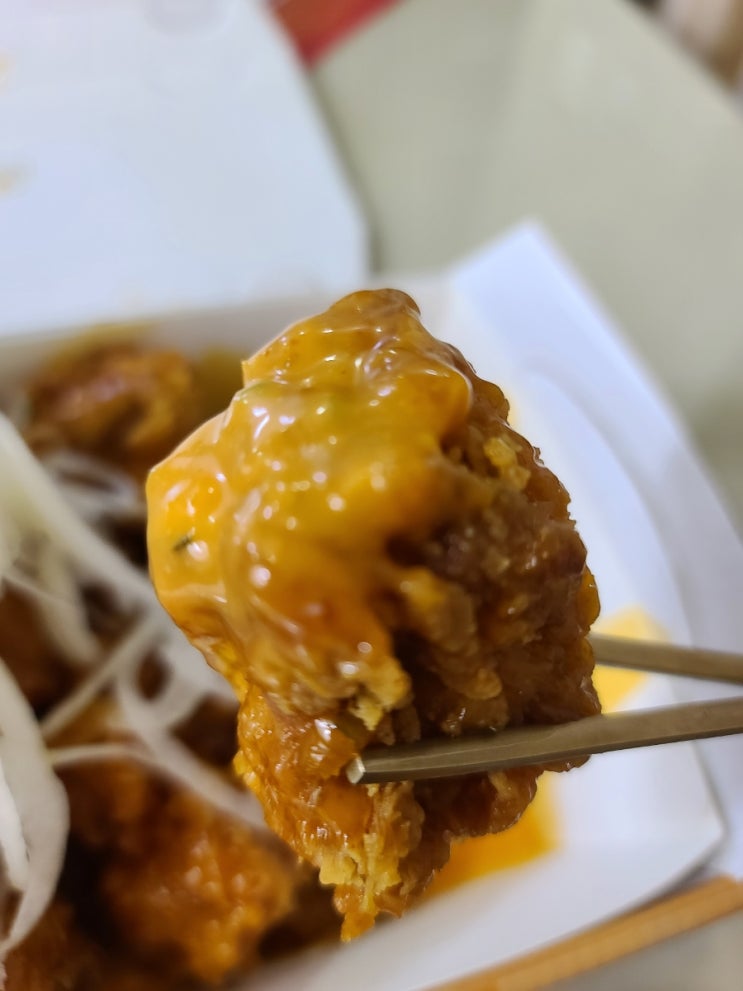  자담치킨 스리자차순살치킨