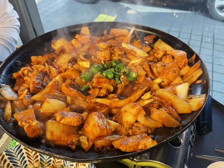  [신촌/정통집] 숨겨진 메뉴가 맛있는 정통집