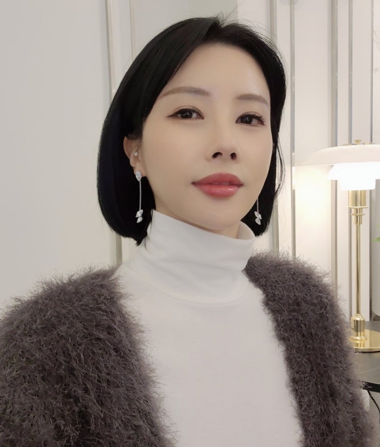  헤세드앤제이 아르누보 모던 롱드롭 이어링 하이엔드주얼리로 룩에 고급미를 더해보쟈!