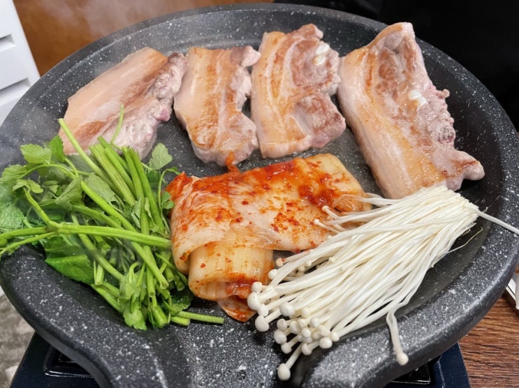  송탄 삼겹살집 추천 / 미나리 생삼겹살 <풍미식당>