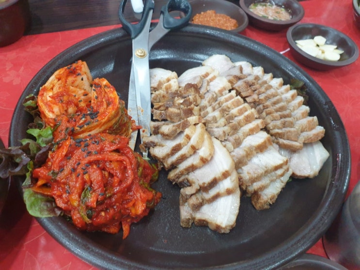 거여동 항아리보쌈 거여역점 보쌈 맛집