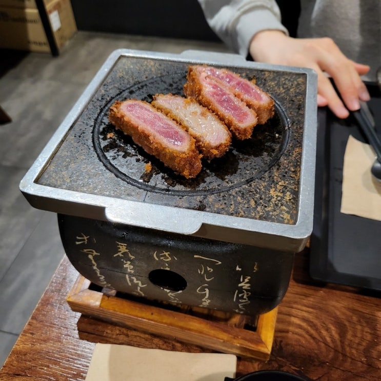 [여의도규카츠맛집/더현대서울근처맛집] '후라토식당'(feat.여의도주차장)