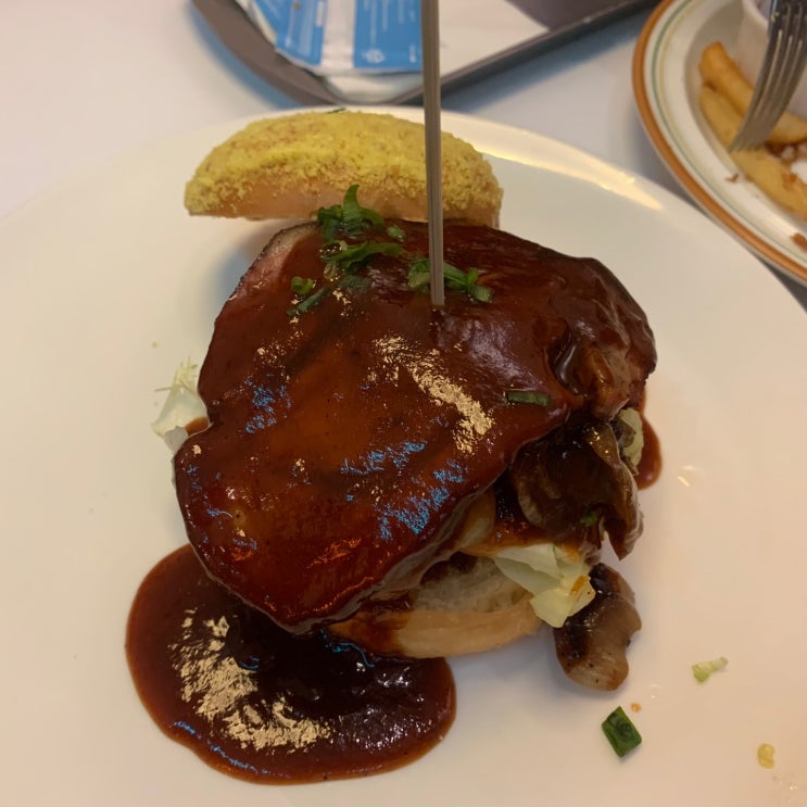  홍대 맛집 / 뉴욕아파트먼트 / 뉴욕느낌 제대로인 수제버거집 / 메뉴9개 리뷰