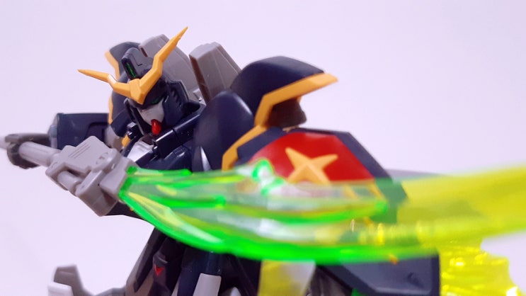 기동전사 건담W HG 1/144 건담 데스사이즈를 만들어 보았습니다. 기동전사 건담W HG 1/144 건담 데스사이즈를 만들어 보았습니다.
