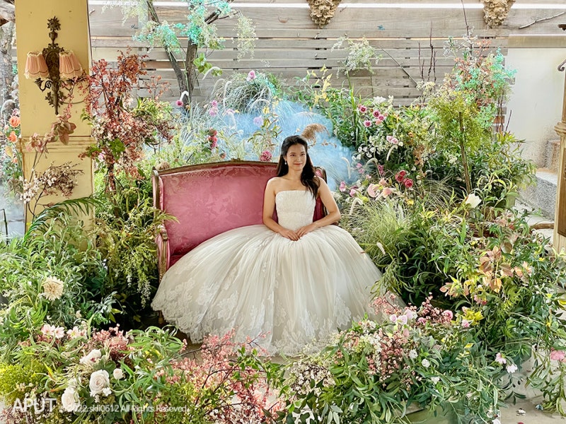 가을 스튜디오 촬영 배경으로 선정된 레스토랑 컨셉 리뷰