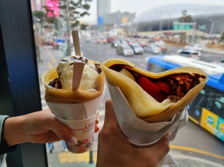  동대문 DDP 핫플 할아버지크레페 디저트 맛집에서 데이트 러시아케이크도 가보세요