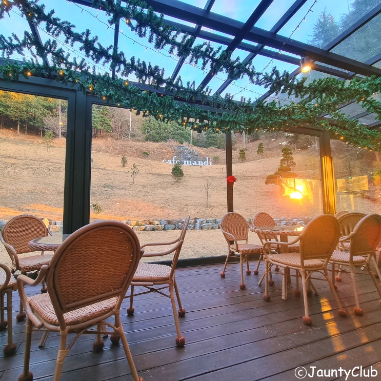 부산 정원 카페 만디, 사하구 유럽풍 대저택 앤틱 카페 탐방기