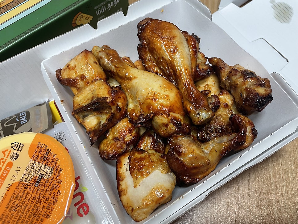 굽네치킨 용현1호점 사진 4