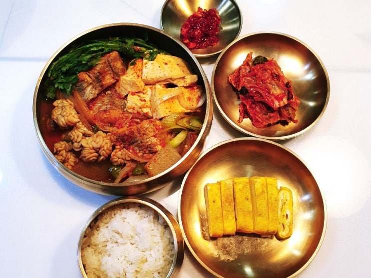 명절 끝 메뉴 시원하고 매콤한 동태탕이 최고!!! / 동태탕 맛있게 끓이는법 명절 끝 메뉴 시원하고 매콤한 동태탕이 최고!!! / 동태탕 맛있게 끓이는법