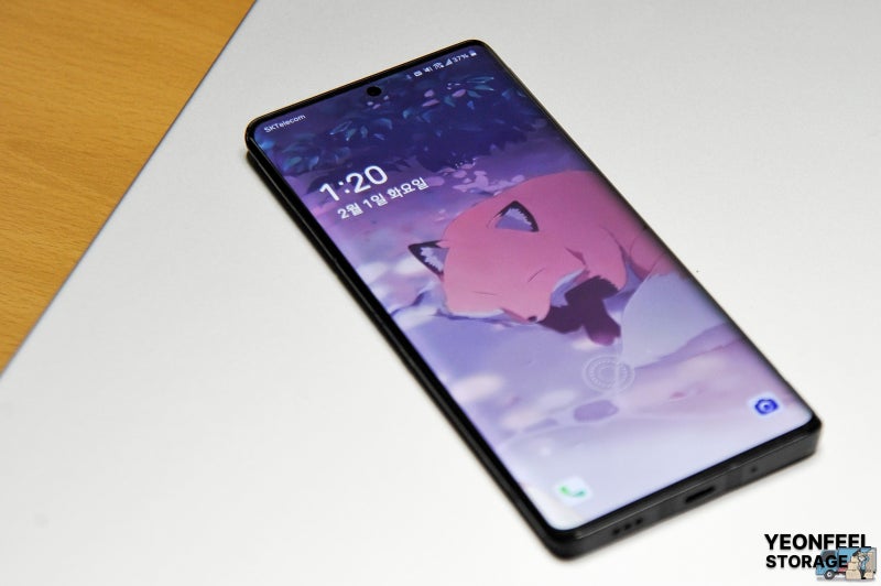 LG VELVET 2 PRO 리뷰 : 한 끗발 모자랐던 그들의 도약
