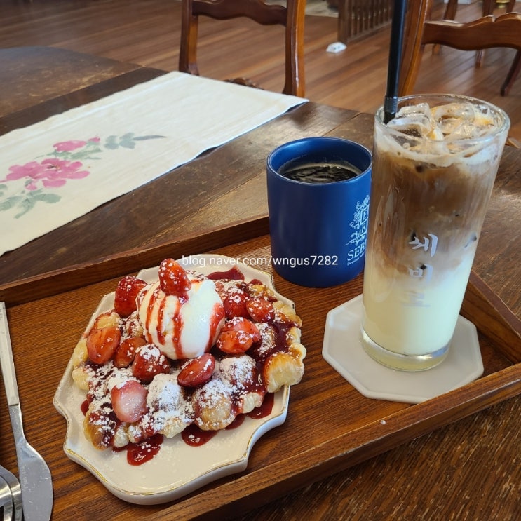  울산삼산/달동카페 : 홍콩식 에그와플과 테일러샵이 있는 달동 세비로