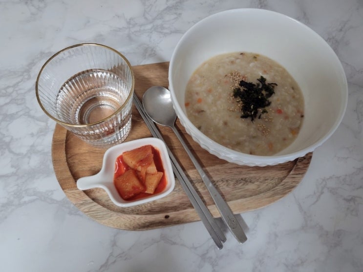  간편식 본죽 파우치죽 부드러우면서 맛있네요