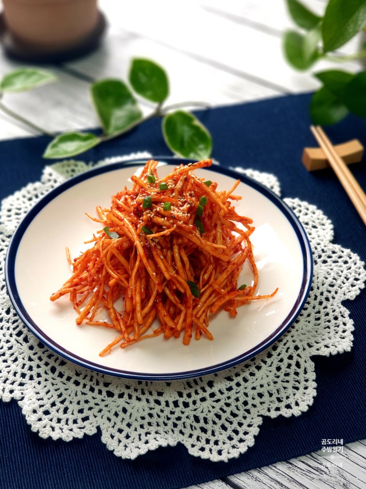  삼채무침 입맛돋우는음식 삼채나물 효능과 밥반찬메뉴 삼채요리 만들기