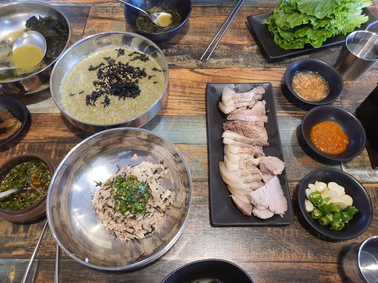  귀여운 강아지를 데리고 갈 수 있는 깔끔한 애월 보말보말