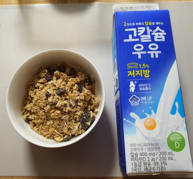  알파카모닝 6일차! 오늘은 새로운 작업 테이블과 철제 수납장 만들기 이케아 제품
