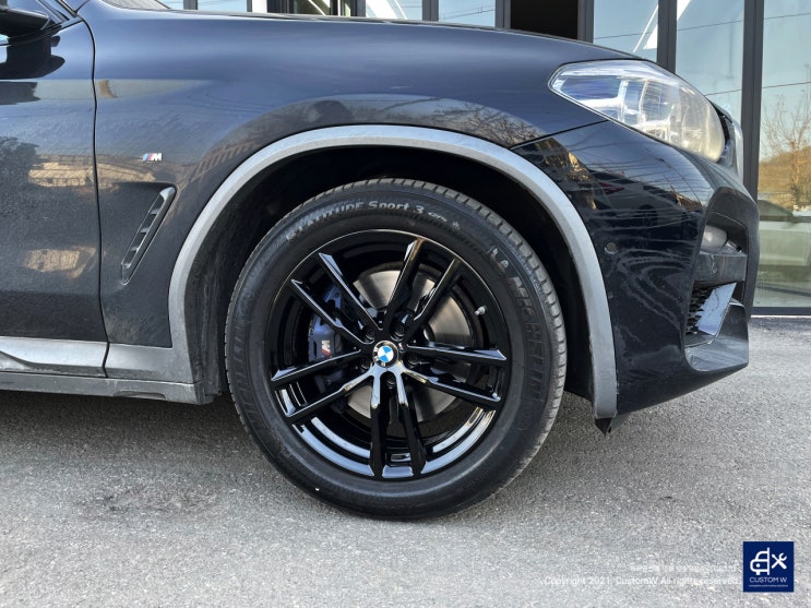 BMW X4 19인치 블랙유광 휠도색