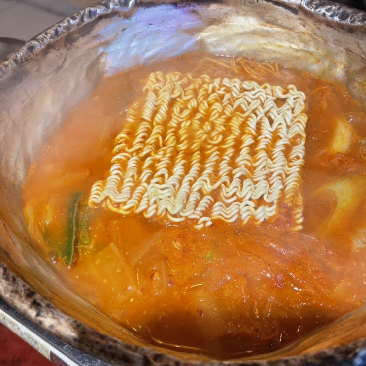  을지로/명동 직장인 점심 추천 맛집 명동고시레 (김치찌개, 치즈계란말이, 고등어구이)