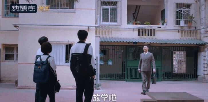  <중드 이가인지명7화以人之名 第7>子秋呀!!!하나! 둘!셋!!  던져!!!! 잘도피하넹~~거지발싸개 여기가 어디라고 와!!c Sada가던지믄백퍼 얼굴맞춘다!!!