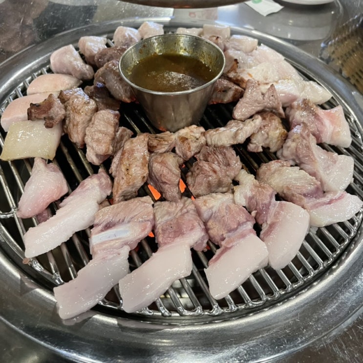 [파주 고기집] 제주근고기를 판매하는 '제주돈 연탄집'