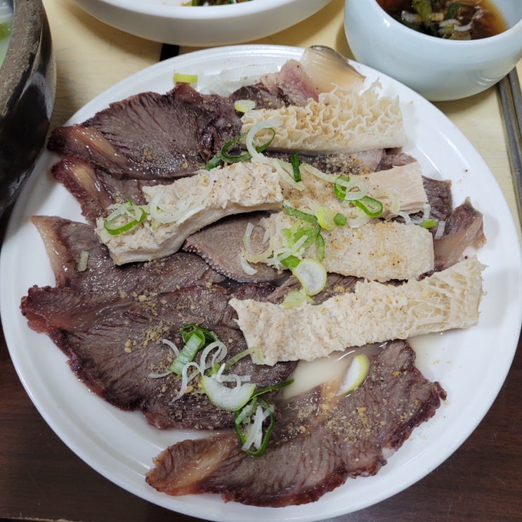  소주가 생각나는 진정한 부산 노포 맛집 중앙역 중앙곰탕