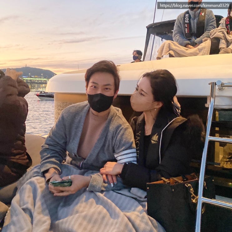  부산요트투어 요트베이 해운대에서 광안리 요트투어로 한번에 구경하는 힐링 데이트 코스