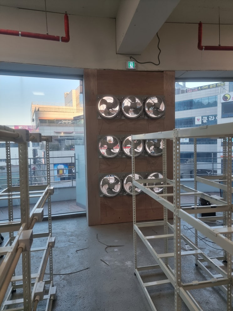 양산 암호화폐 채굴장 배기장치 작업//김해목수 양산목수 부산목수 마산목수 창원목수 진해목수 경남목수 셀프인테리어 인테리어 목수
