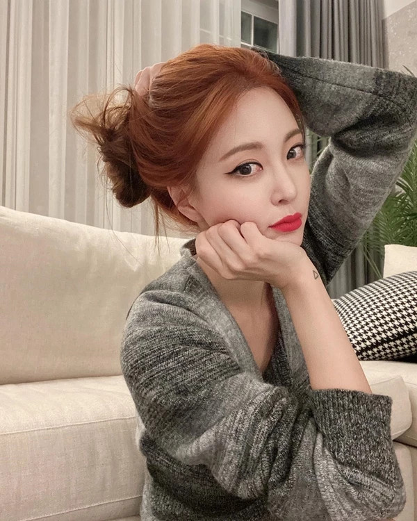 배우 한예슬, 시선 강탈 백신룩 입고 백신 3차 인증 "눈이 휘둥그레졌다" 배우 한예슬, 시선 강탈 백신룩 입고 백신 3차 인증 "눈이 휘둥그레졌다"