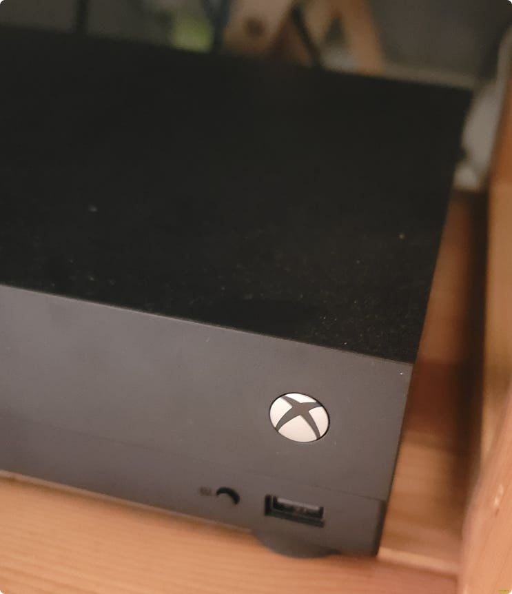  오랜만에 엑스박스 원 엑스(Xbox one X)를 켜봤습니다.(Xbox one X)