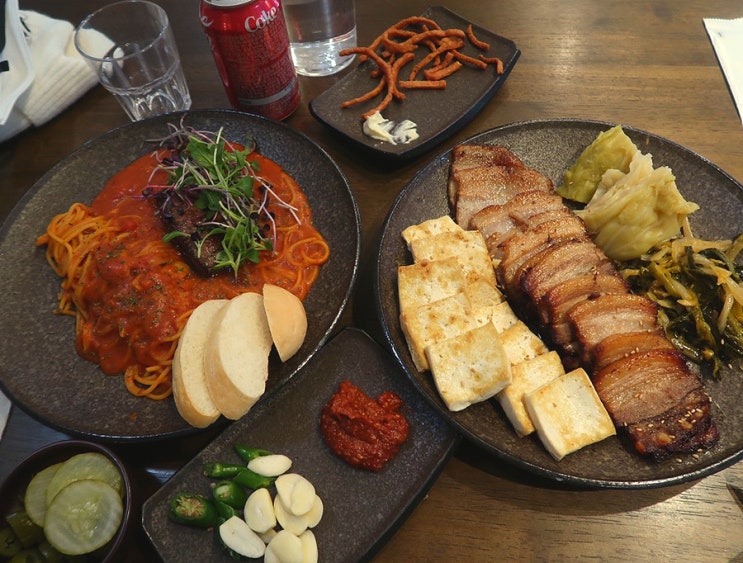 여수 오션뷰 카페 겸 비스트로 무수희