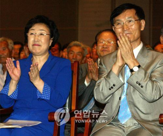 <b>통혁당</b> 13년 복역한 한명숙... 결국 '<b>무죄</b>'···간첩<b>사건</b>,다... 
