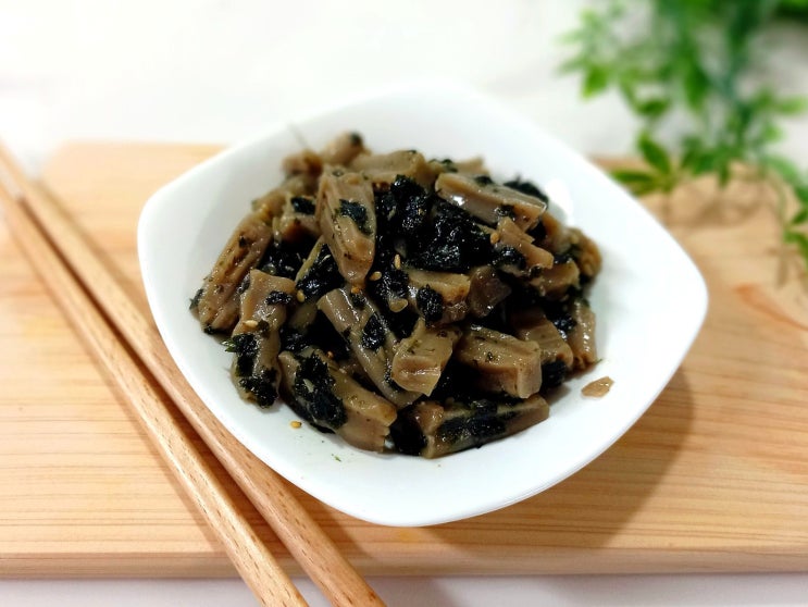  도토리묵 김무침 레시피 탱글탱글 식감 살려 데치기