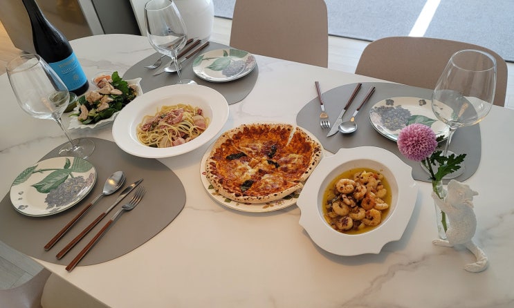  2022년 1월 하반기 일상 [서울역맛집/동해해물탕/밀본/오구쌀피자/해초국수/내돈내산/비키니밴더/서울스토어/할인코드/양재역맛집/송이족발/직장인일상/직장인도시락/다이어트식단]