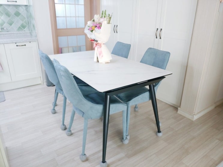 세라믹확장형식탁 직접 써보니 어때 단점도 생각해요 세라믹확장형식탁 직접 써보니 어때 단점도 생각해요